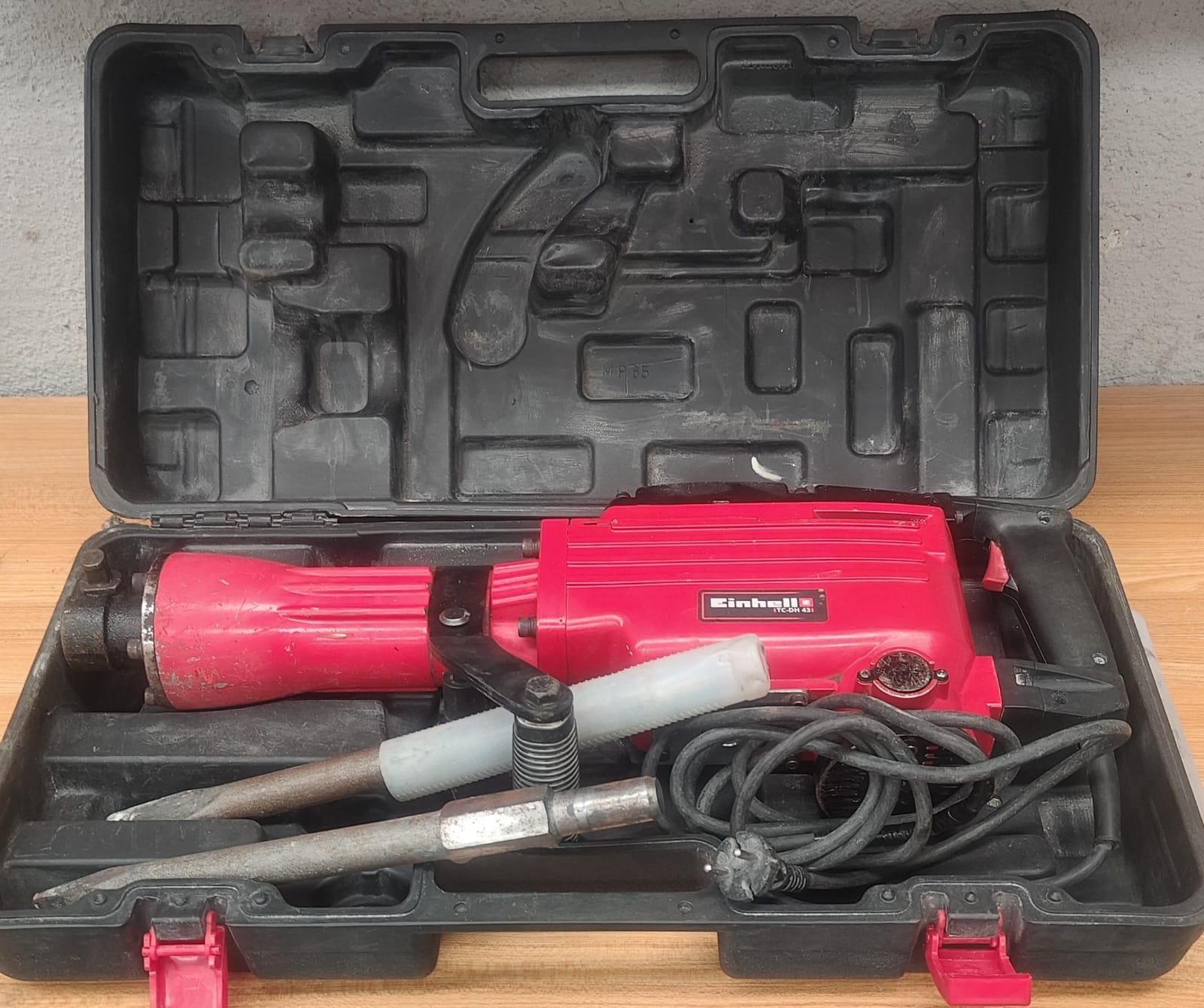 Martillo de demolición TC-DH 43 – KnockOutlet